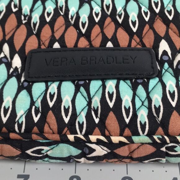 Vera Bradley Retired Pattern Sierra Stream Quilted Laptop Sleeve - Picture 2 of 11